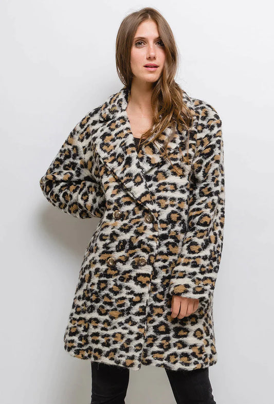 Coat in fur leopard